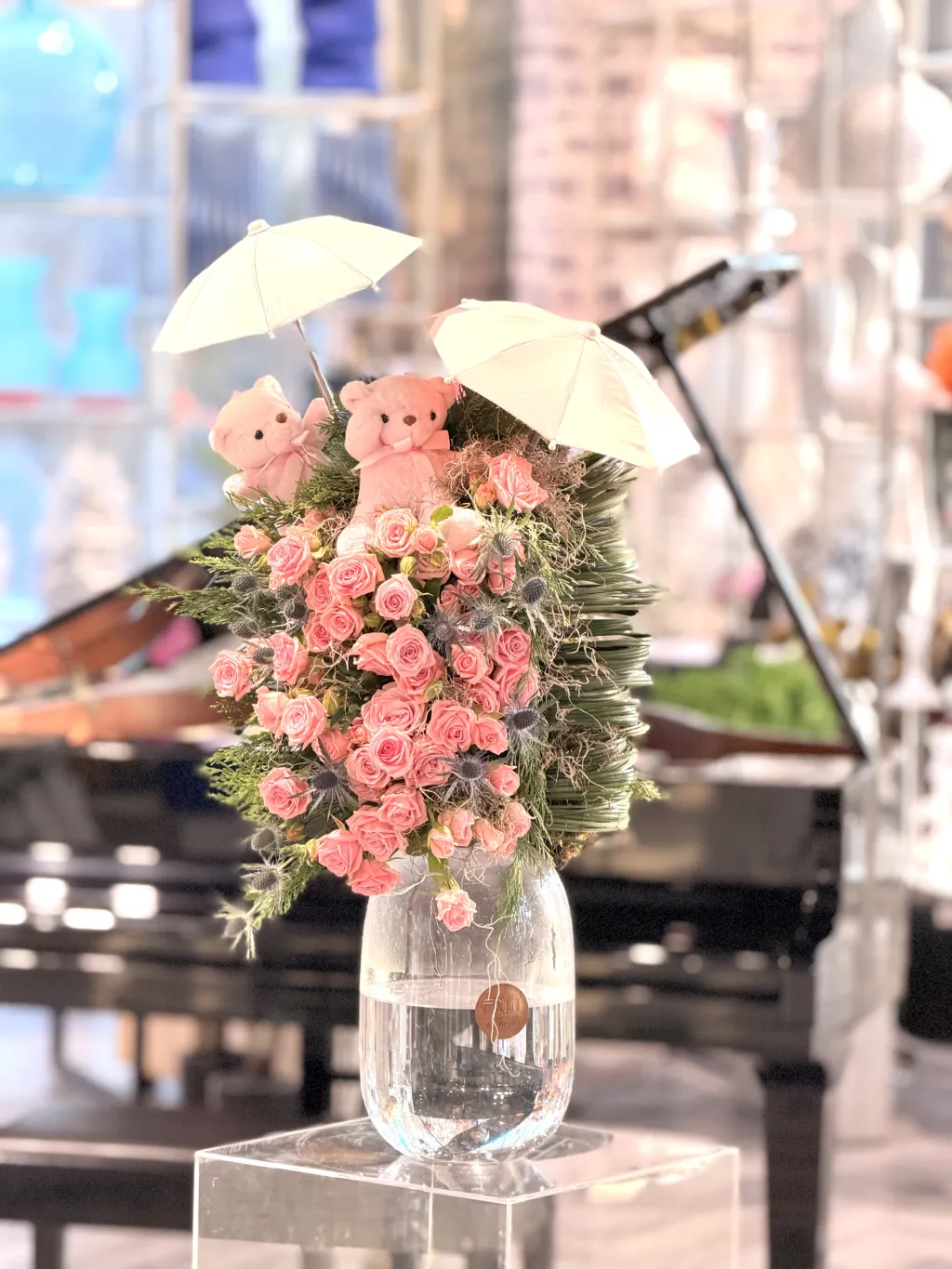 فازه الورد مع الشماسي