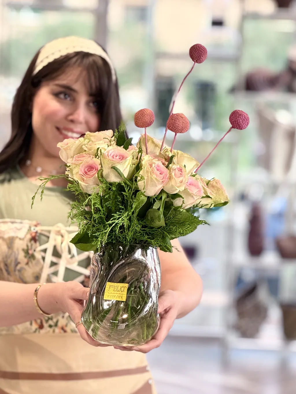 الفازة الأنيقة روز